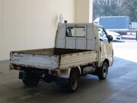 Nissan VANETTE TRUCK лот № 1828 оценка R  с аукциона в Японии 1