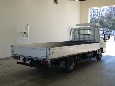Isuzu ELF  с аукциона в Японии