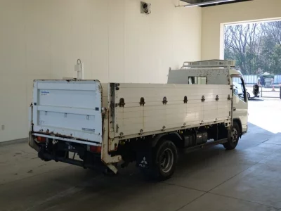Mitsubishi CANTER  с аукциона в Японии