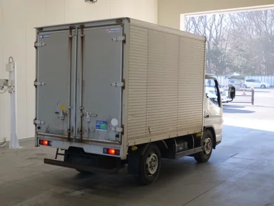 Mitsubishi CANTER  с аукциона в Японии