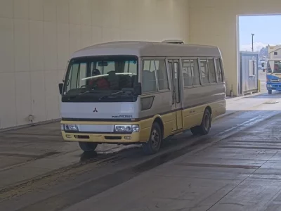 Mitsubishi BUS