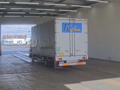 Nissan TRUCK  с аукциона в Японии