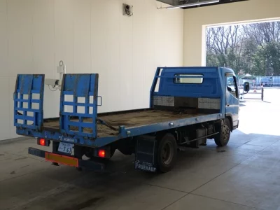 Mitsubishi FUSO TRUCK  с аукциона в Японии