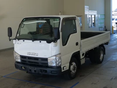 Isuzu ELF  с аукциона в Японии