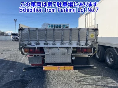 Hino TRUCK