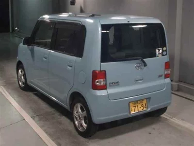 Toyota PIXIS SPACE
