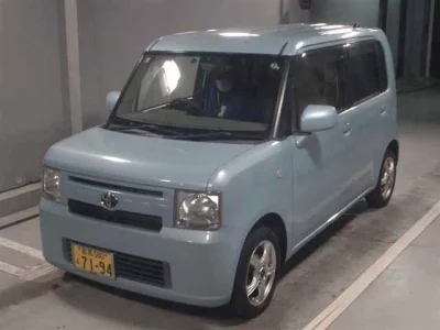 Toyota PIXIS SPACE