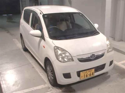 Daihatsu MIRA