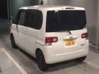 Daihatsu TANTO лот № 3063 оценка 3.5  с аукциона в Японии 1