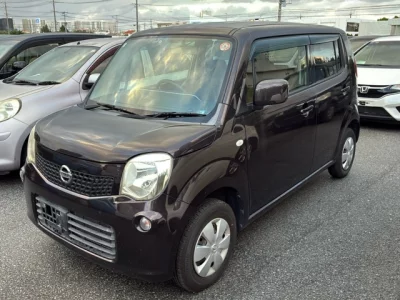 Nissan MOCO  с аукциона в Японии