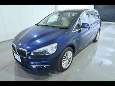 BMW 2-Series  с аукциона в Японии