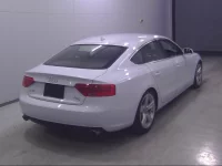 Audi A5 лот № 10013 оценка 4  с аукциона в Японии 2