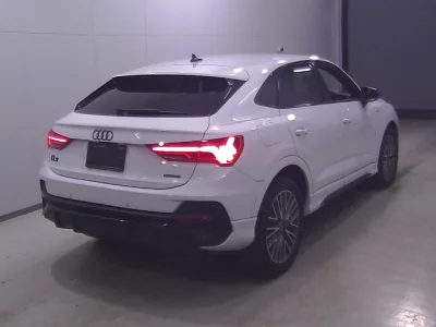 Audi Q3  с аукциона в Японии