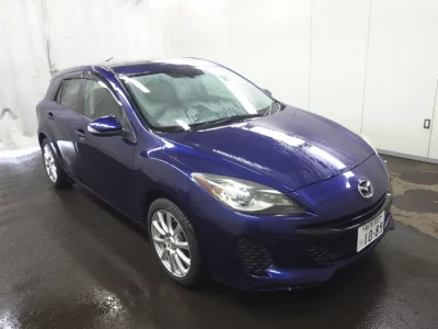 Mazda AXELA  с аукциона в Японии