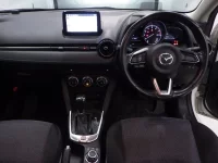 Mazda DEMIO лот № 10048 оценка R  с аукциона в Японии 4