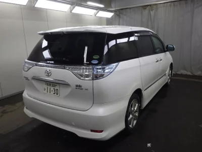 Toyota ESTIMA HYBRID