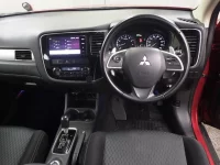 Mitsubishi OUTLANDER лот № 26041 оценка 3.5  с аукциона в Японии 4