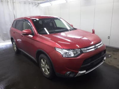 Mitsubishi OUTLANDER  с аукциона в Японии