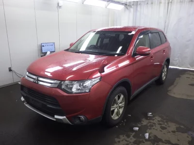 Mitsubishi OUTLANDER  с аукциона в Японии