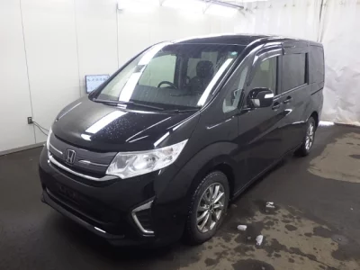 Honda STEP WAGON  с аукциона в Японии