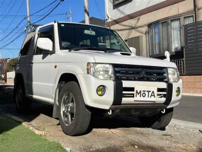 Mitsubishi PAJERO MINI