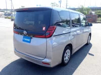 Toyota NOAH лот № 11050 оценка 4  с аукциона в Японии 9
