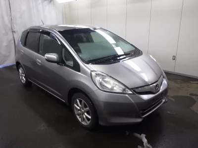 Honda FIT  с аукциона в Японии