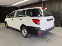 Nissan AD лот № 1032 оценка R  с аукциона в Японии 1