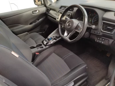 Nissan LEAF  с аукциона в Японии