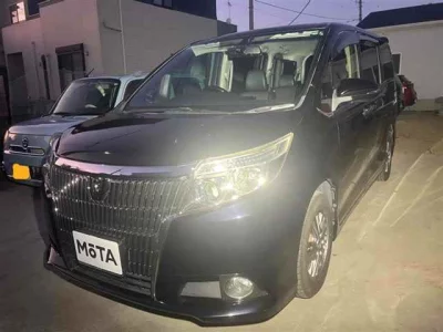 Toyota ESQUIRE  с аукциона в Японии