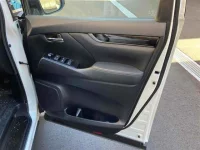 Toyota VELLFIRE лот № 2007 оценка 4  с аукциона в Японии 11