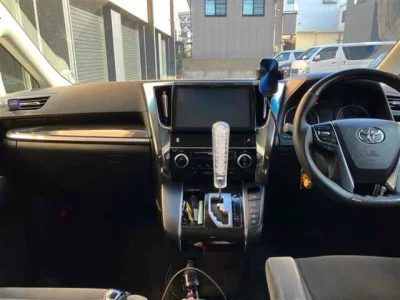 Toyota VELLFIRE  с аукциона в Японии