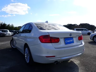 BMW 3-Series  с аукциона в Японии