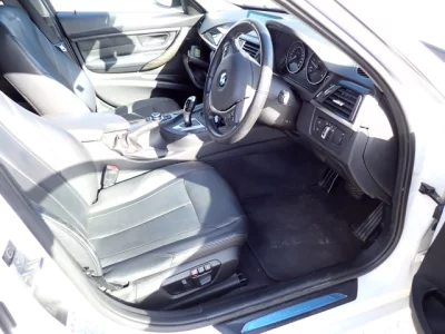 BMW 3-Series  с аукциона в Японии