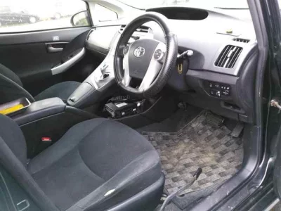 Toyota PRIUS PHV