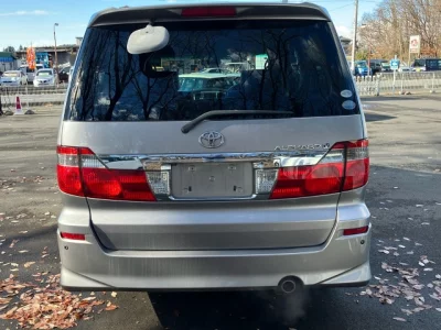 Toyota ALPHARD  с аукциона в Японии
