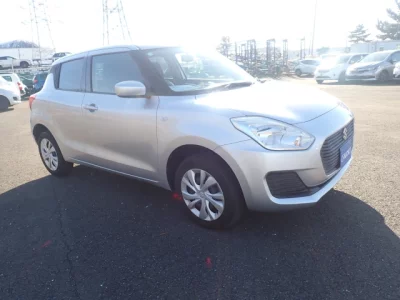 Suzuki SWIFT  с аукциона в Японии