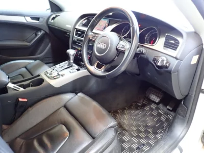 Audi A5  с аукциона в Японии