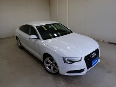 Audi A5  с аукциона в Японии