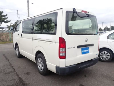 Toyota REGIUS ACE VAN  с аукциона в Японии