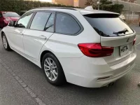 BMW 3-Series лот № 10017 оценка 4  с аукциона в Японии 4