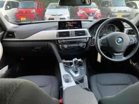 BMW 3-Series лот № 10017 оценка 4  с аукциона в Японии 2