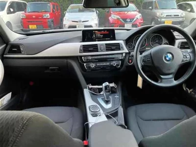 BMW 3-Series  с аукциона в Японии