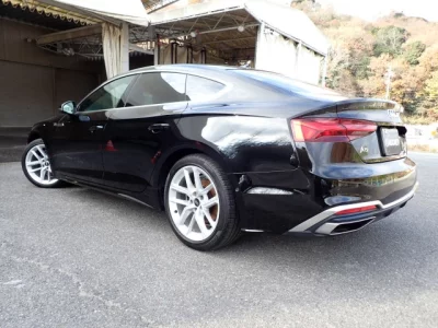 Audi A5  с аукциона в Японии