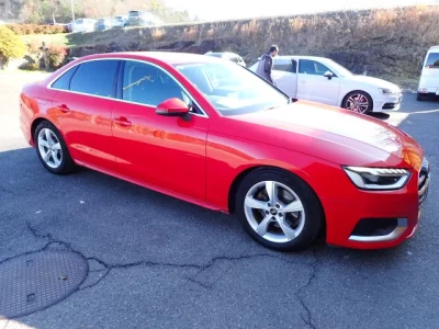 Audi A4  с аукциона в Японии