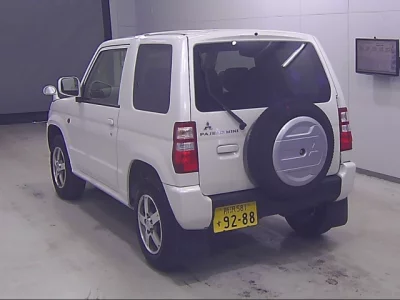 Mitsubishi PAJERO MINI