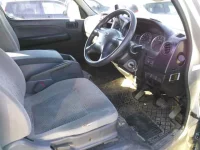 Nissan CARAVAN лот № 8092 оценка 3.5  с аукциона в Японии 2