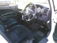 Honda STREAM лот № 8096 оценка 3.5  с аукциона в Японии 2