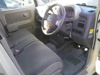 Nissan CUBECUBIC лот № 8136 оценка R  с аукциона в Японии 2