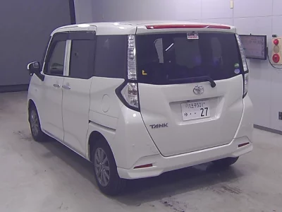 Toyota TANK